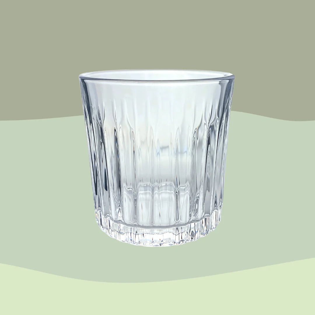 Şıklığın ve Zarafetin Taşıyıcısı: Cam Bardaklar