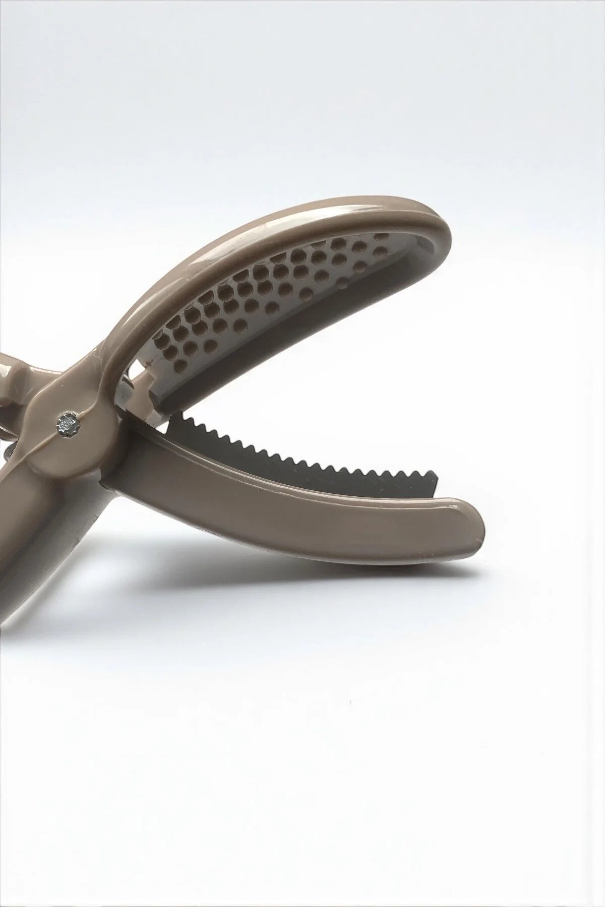 Metal Bıçaklı Sert Plastik Gövdeli Kestane Çizeceği- Karışık Renkli