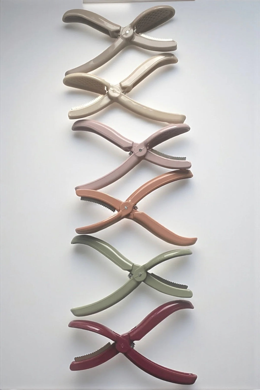 Metal Bıçaklı Sert Plastik Gövdeli Kestane Çizeceği- Karışık Renkli