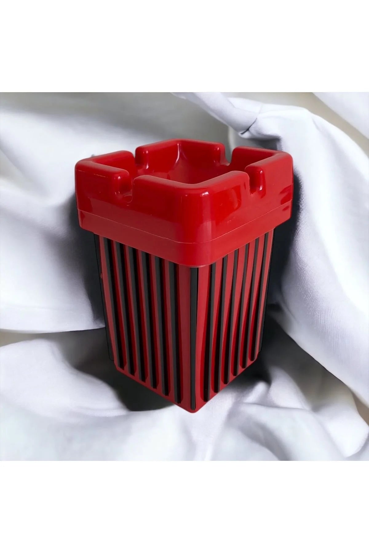 1. Kalite 1 Adet Sert Plastik Kare Kokusuz Küllük- Boy:11.5/Parlak Kırmızı