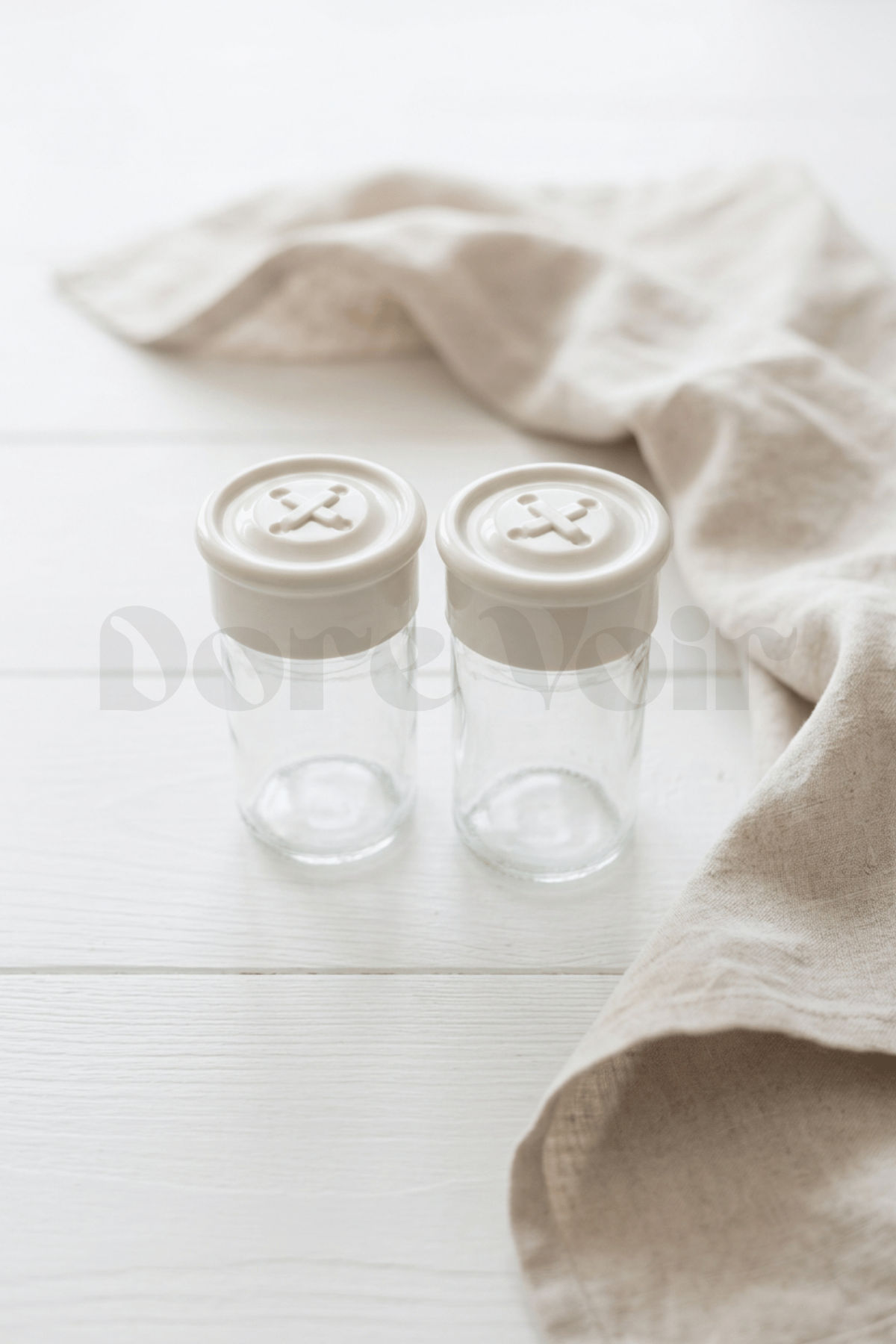 2 Adet Cam Tuzluk Plastik Kapaklı - 75 CC/ Beyaz