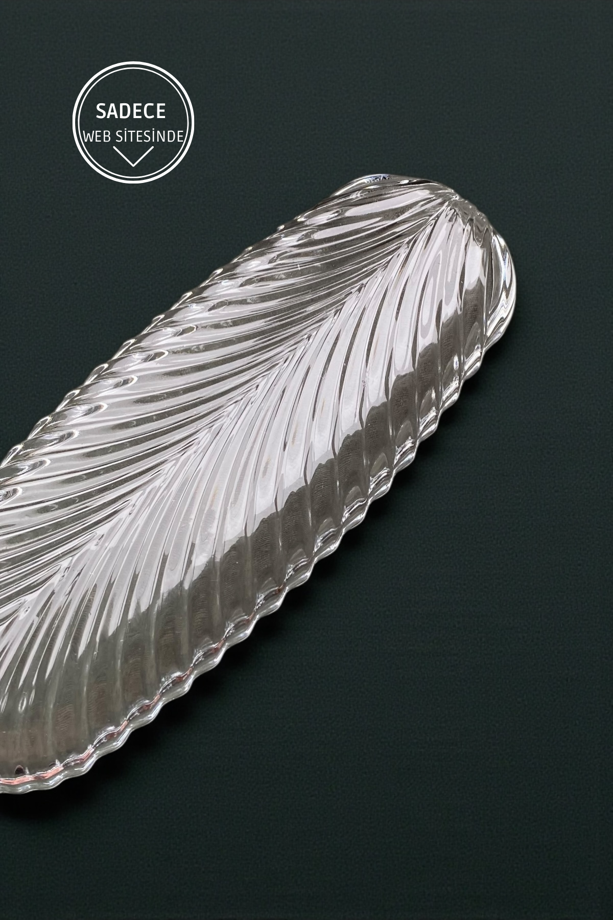 1 Adet Oval Cam Sunum Tabağı-26CM