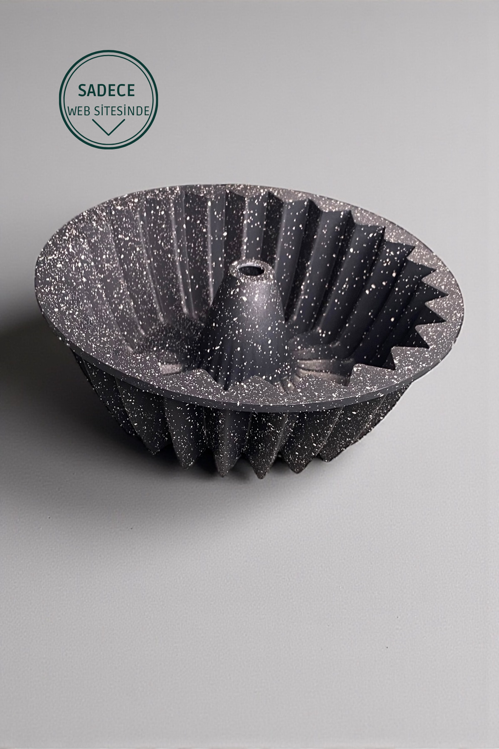 Döküm Yıldız Model Dilimli Kek Kalıbı-24 CM