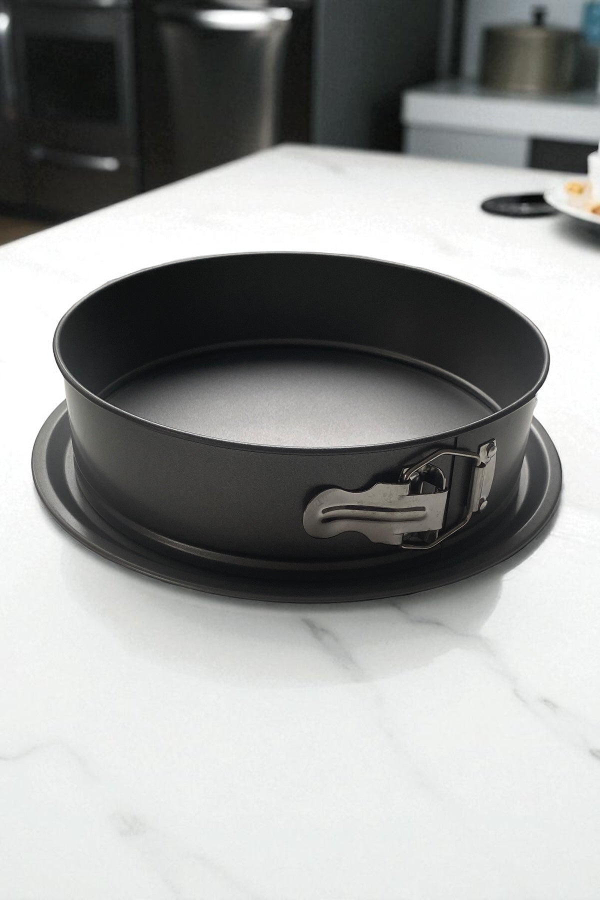 Teflon Yuvarlak Kelepçeli Kek Kalıbı Yanmaz,Yapışmaz Kalıp 24 Cm Profesyonel Kullanıma Uygundur
