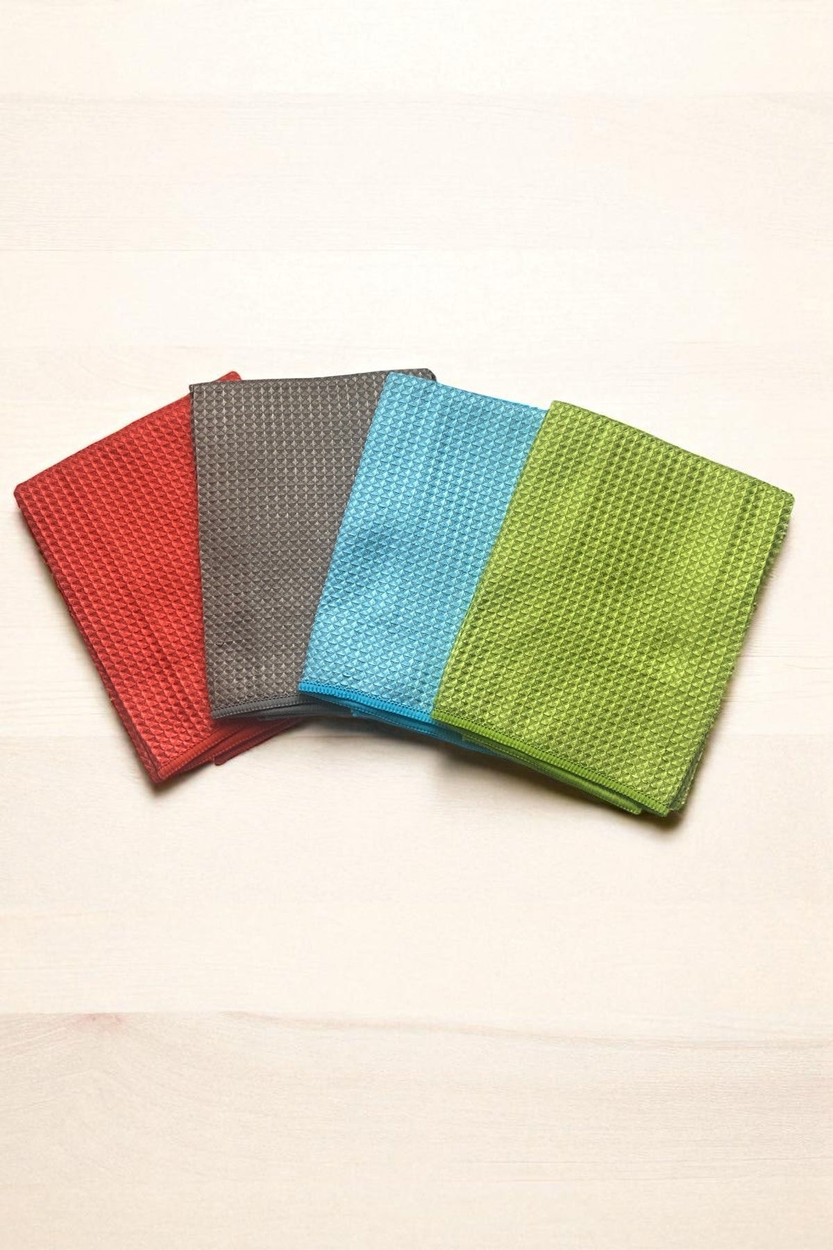 1 Adet Hipoalerjenik Mikrofiber Çok Amaçlı Temizlik Bezi 40x40 Cm Asorti