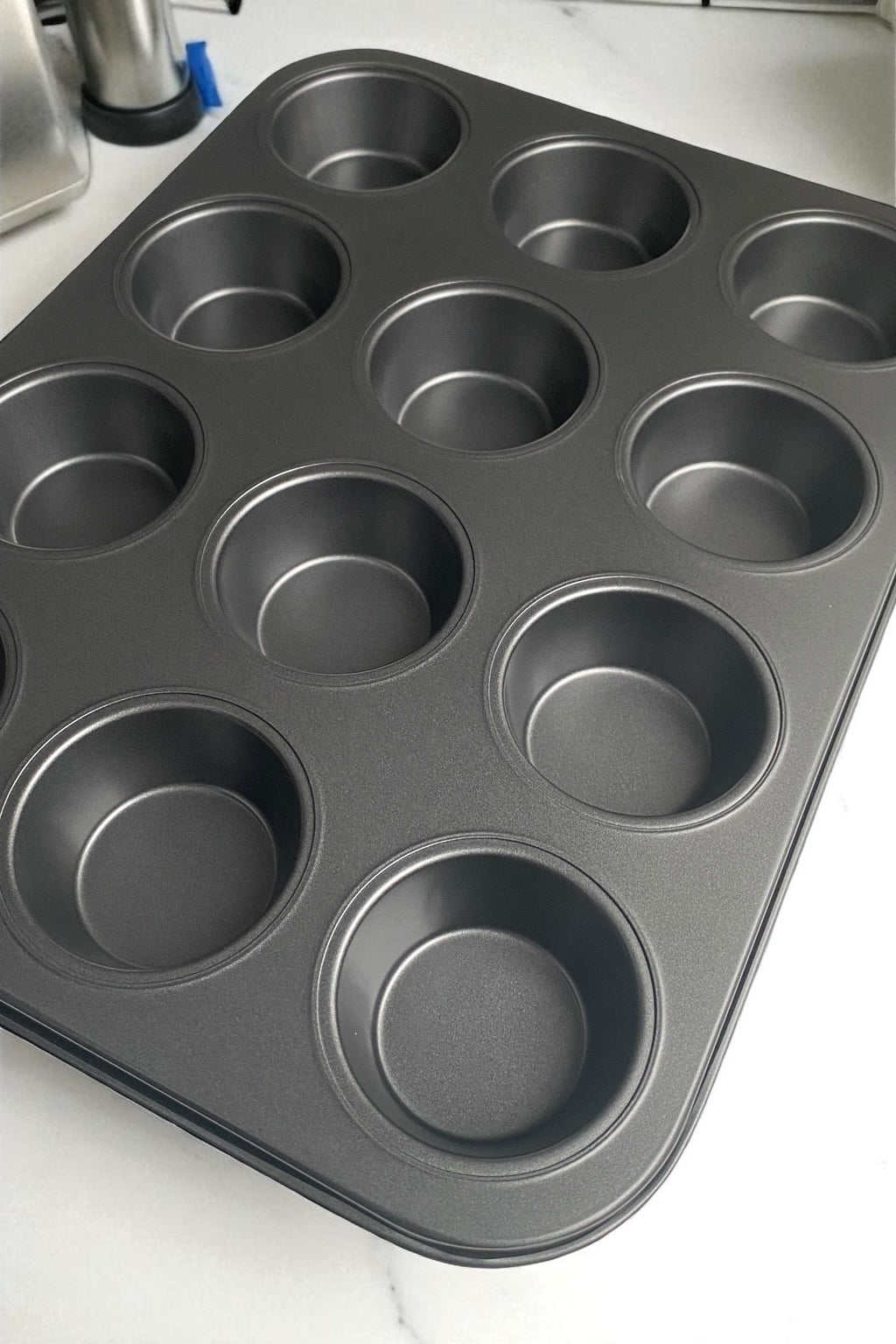 12 Bölmeli Teflon Muffin Kalıbı Yanmaz ve Yapışmaz