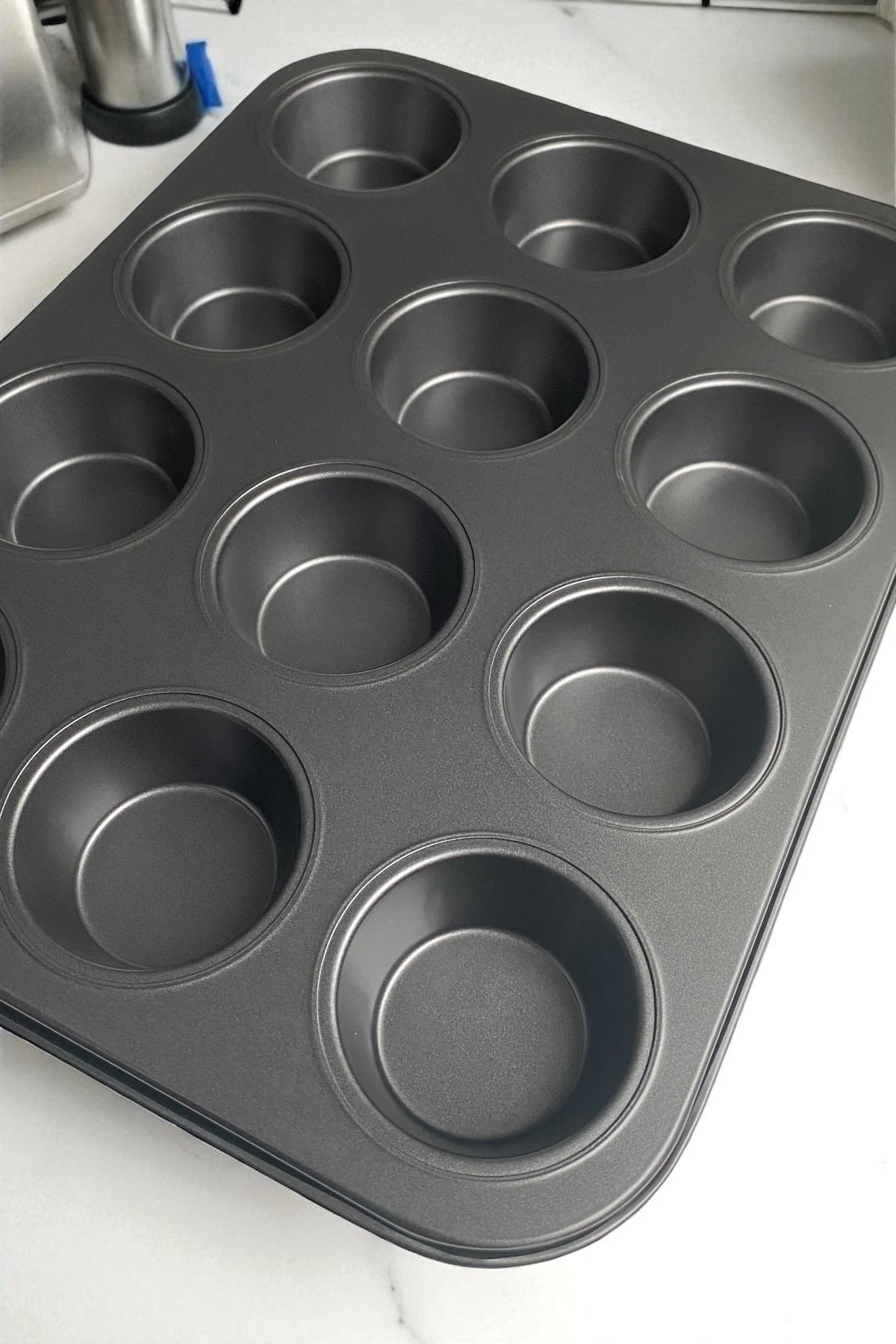 12 Bölmeli Teflon Muffin Kalıbı Yanmaz ve Yapışmaz