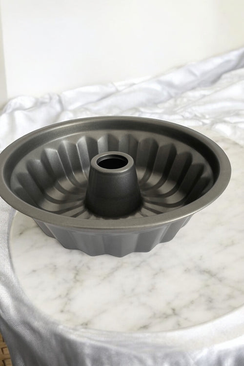 Teflon Yuvarlak Kek Kalıbı Yanmaz,Yapışmaz Kalıp- 27 CM Profesyonel Kullanıma Uygundur