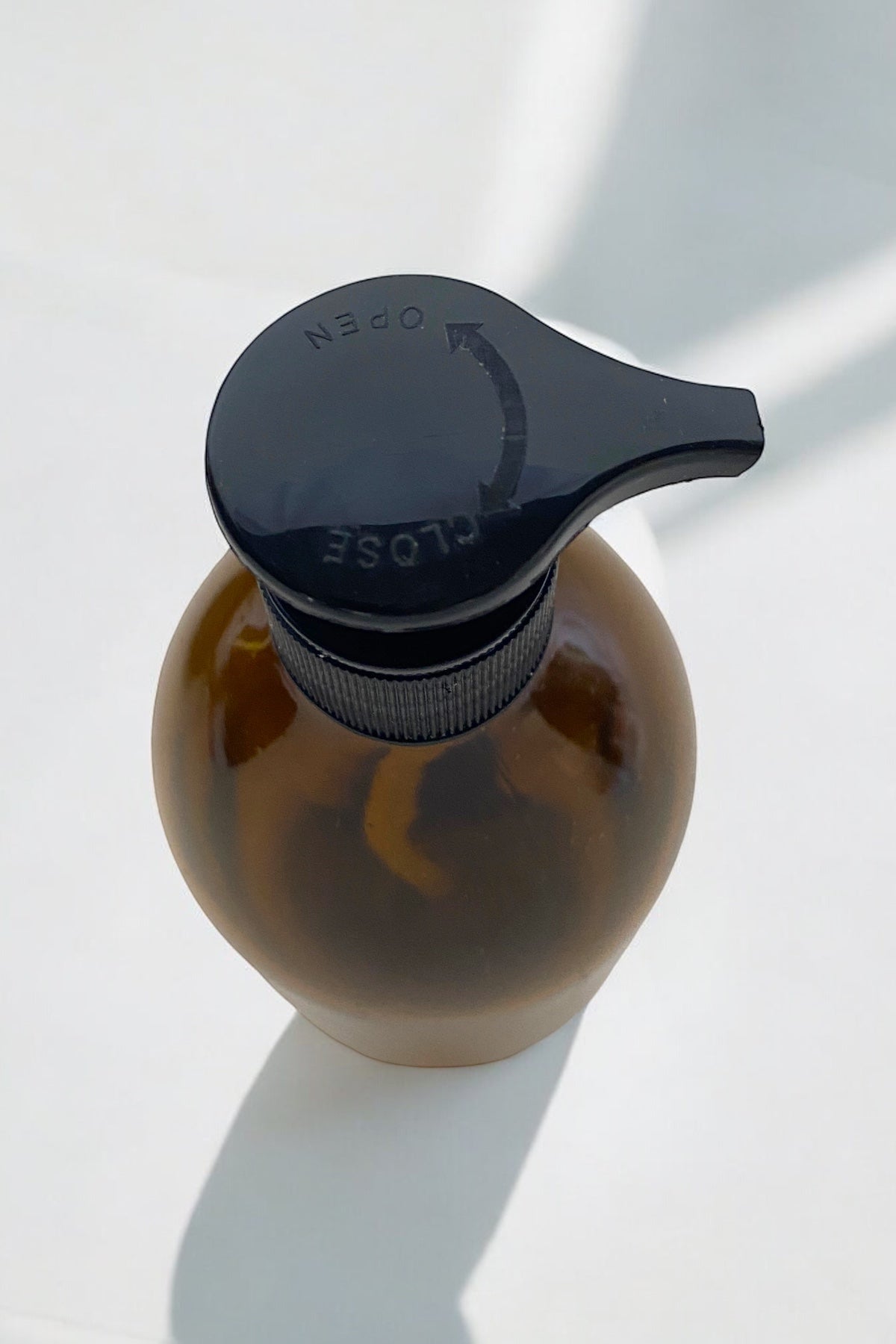 Kahverengi Cam Vintage Sıvı Sabunluk Kilitlenebilir 500 Ml