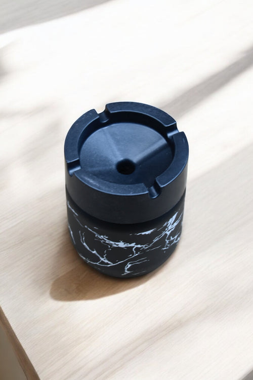 Cam Küllük/ Kül Tablası Mermer Desenli-Siyah- 10,5 Cm