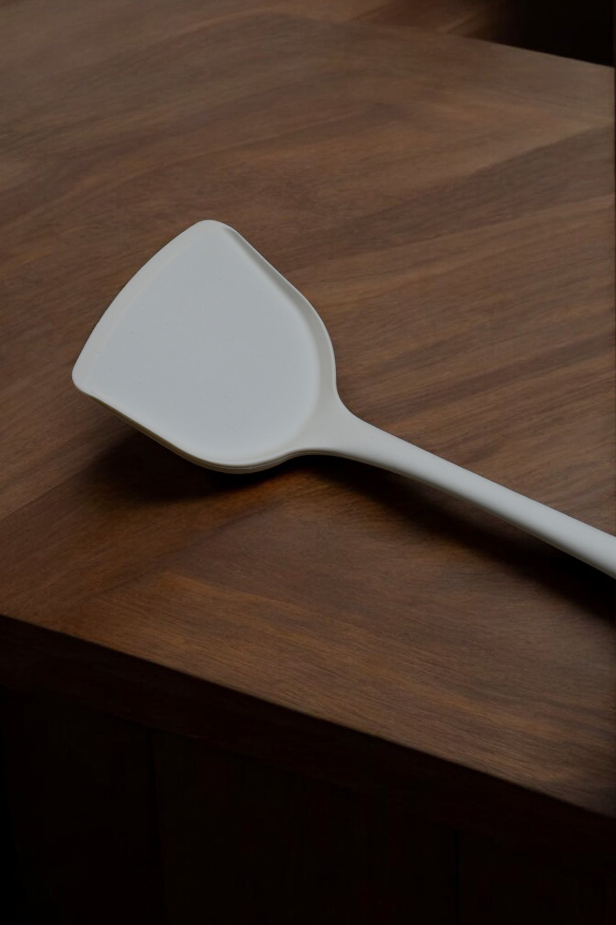 Silikon Yumurta Ve Krep Spatulası Krem Renkli Özel Seri