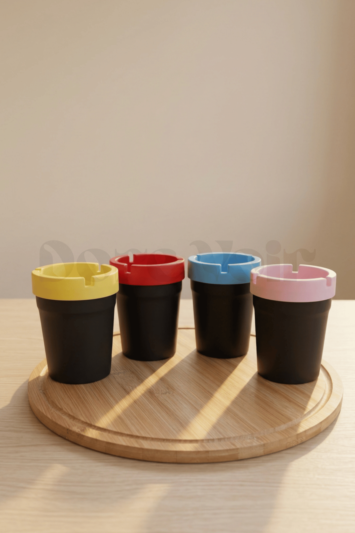 1 Adet Sert Plastik Kokusuz Küllük/ Kapaklı Küllük -Boy 10.5cm/Fosforlu Seri Asorti