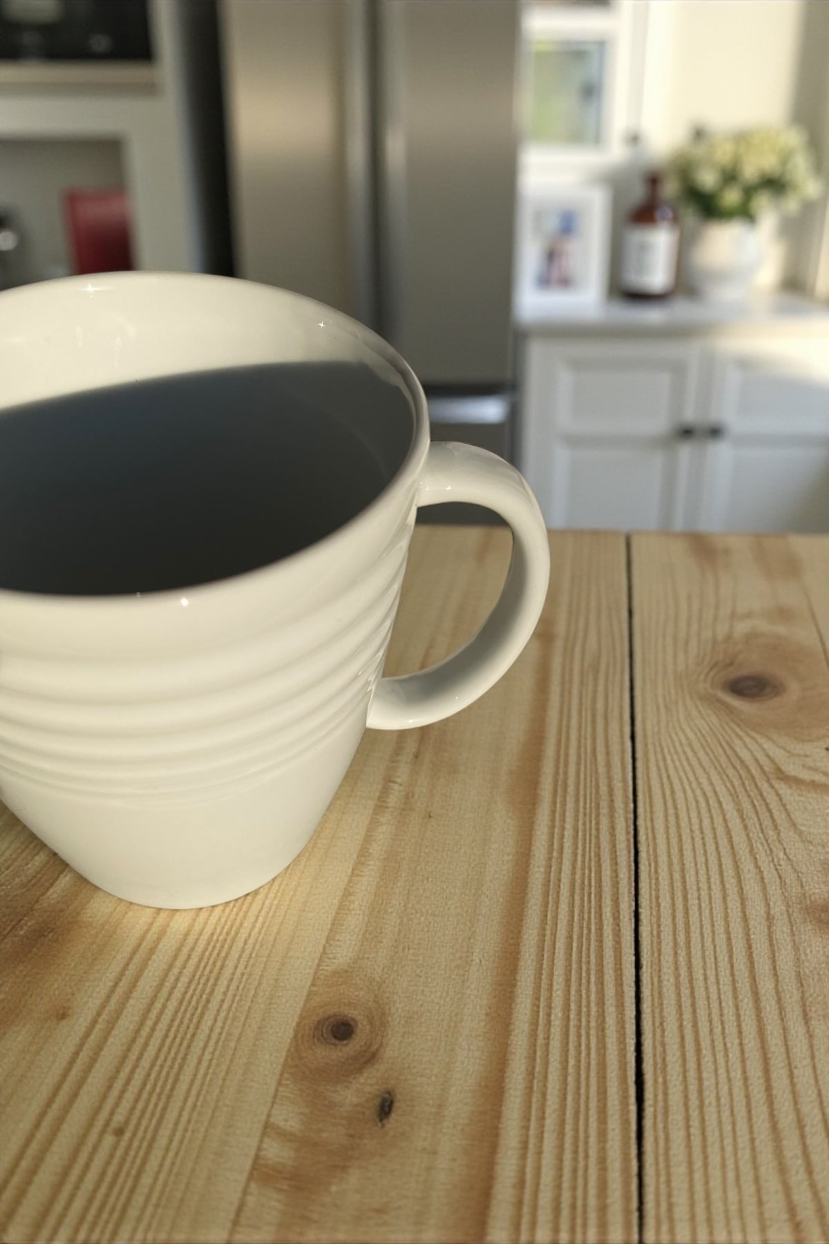 Beyaz Porselen Çizgili Kupa-280 ML