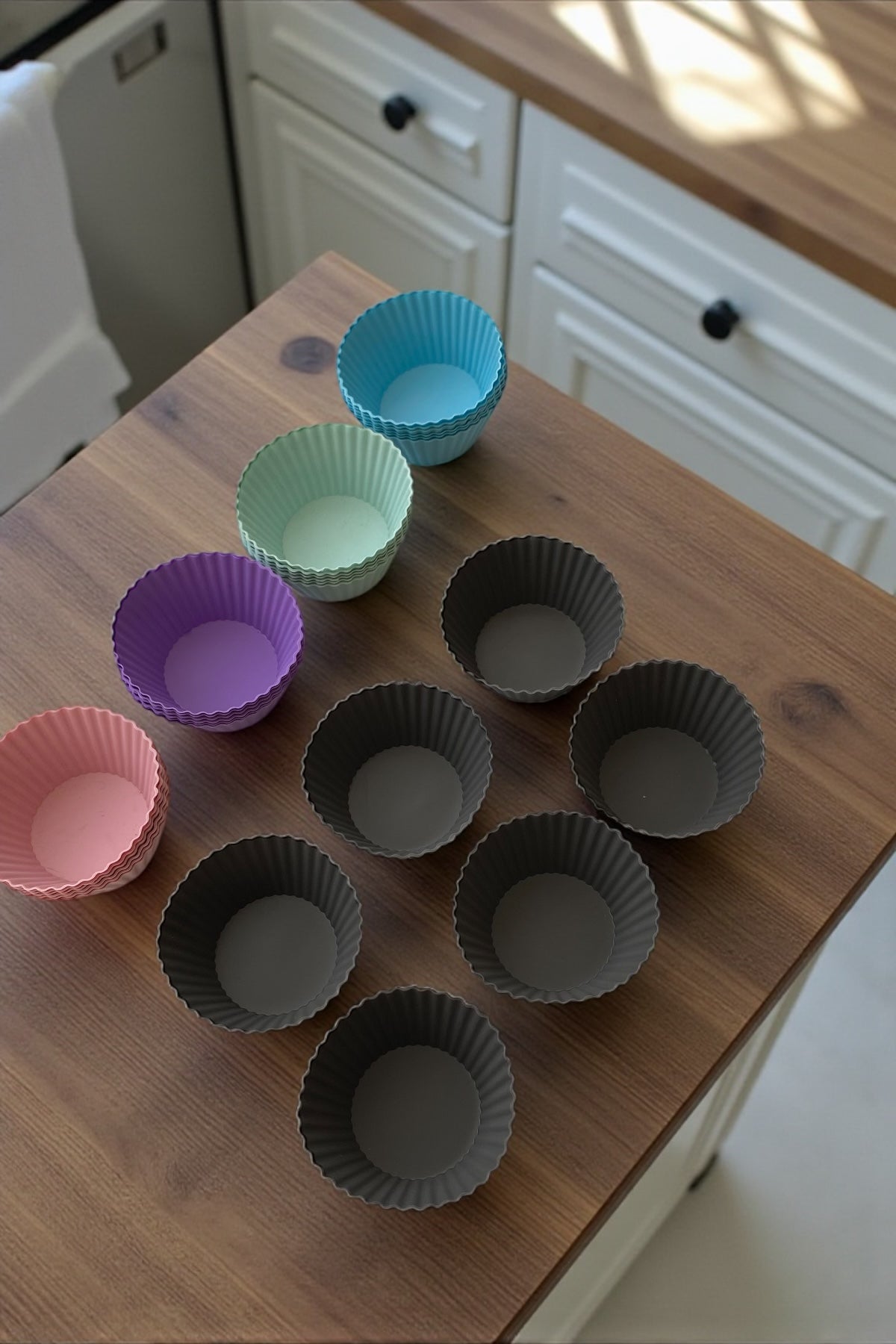 6 Adet Muffin Silikon Mini Kek Kalıbı- Çap 7 CM/Asorti Renk