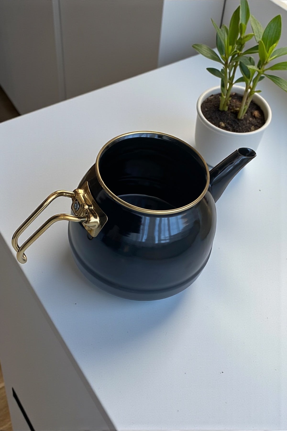 Emaye Gold Kulplu Çaydanlık-Siyah 1,4L/2,5L