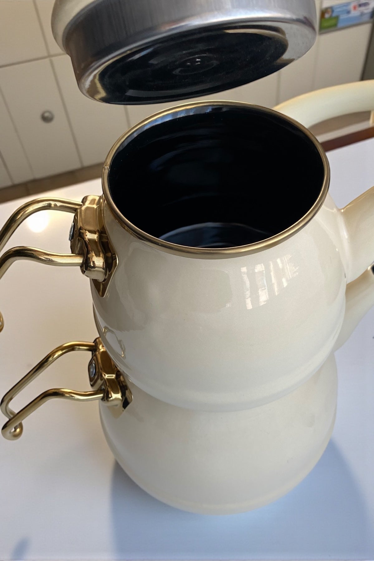 Emaye Gold Kulplu Çaydanlık-Krem Renkli 1,4L/2,5L