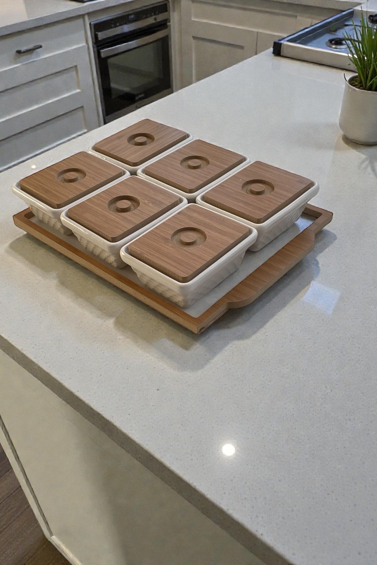 6 Adet Seramik Kaseli Kahvaltı Seti Bambu Kapaklı Ahşap Tepsili -120 ML