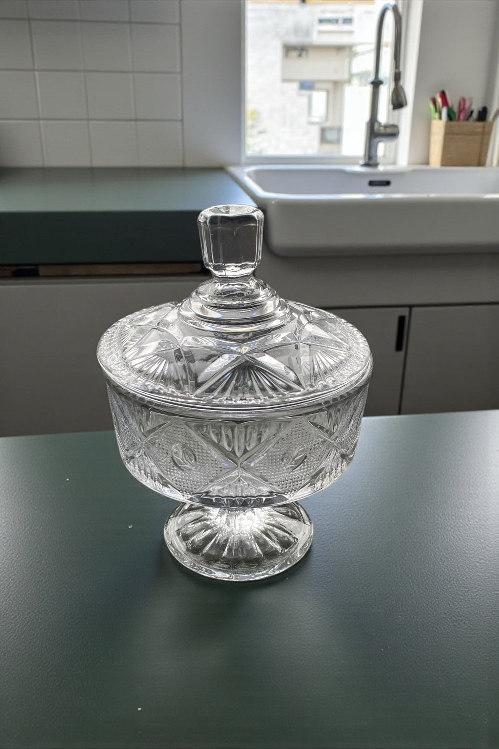 Cam Ayaklı Şekerlik (Ürün Ebatları İçin Açıklamaya Bakınız)